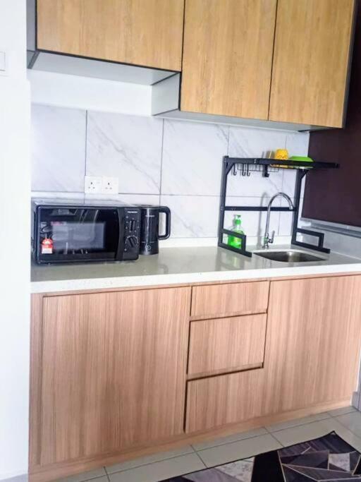 And Sleep Bangi - 4 Bedrooms Apartment *