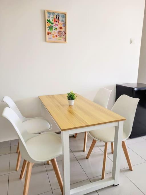 And Sleep Bangi - 4 Bedrooms